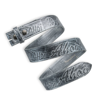 Handgeprägter Wechselgürtel, silber 4 cm, Motiv Ahoi, Schriftzug, von Neptunsgeschmeide.