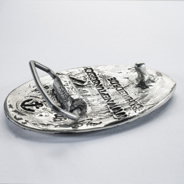 Motif belt buckle or belt buckle anchor semi-oval, format semi-oval approx. 9 x 5,5 cm, back. Handcrafted by Neptune Jewels.