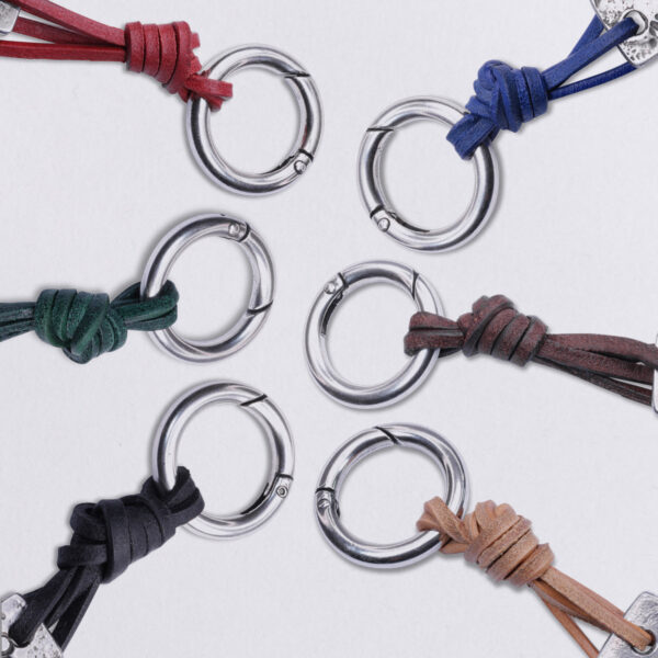 Gebamsel® Examples Leather colors, blue, green, red, brown, natural, black. On the carabiner by Neptune jewelry.