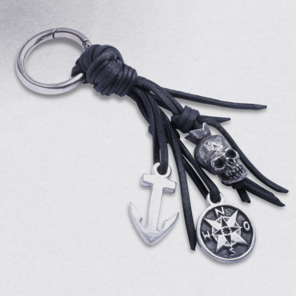 Gebamsel® pendant skull king anchor compass, main picture, from Neptune jewelry. Bag or key chain with snap hook, large.