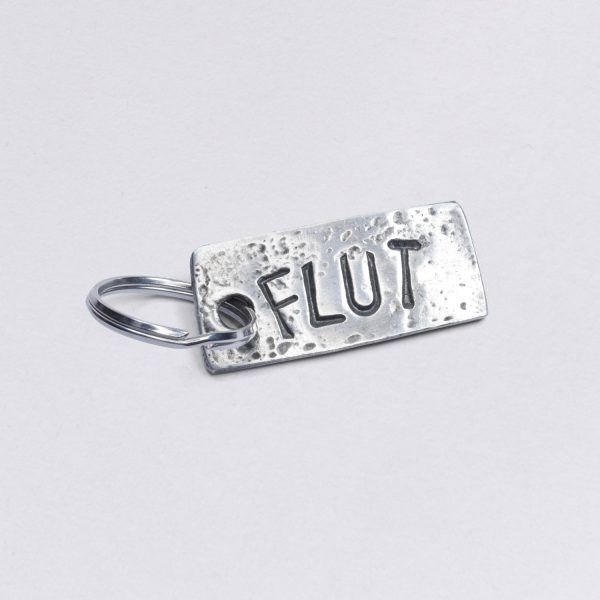 Key ring with embossing flood, dimensions: approx. 2 x 4,5 cm, from Neptune jewelry. Customizable with desired embossing.