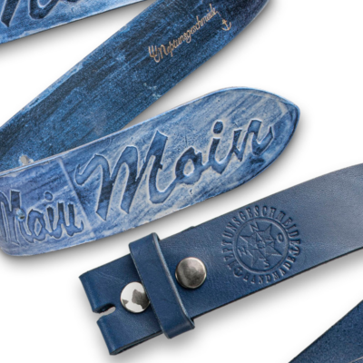 Blaue Wechselgürtel