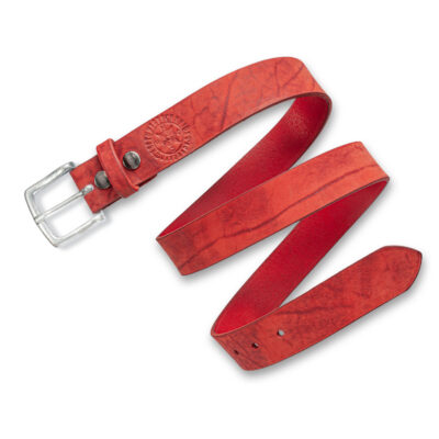 Schlichter Ledergürtel fest koralle rot mit Kile Schnalle von Neptunsgeschmeide. Abbildung des Lederriemens, feste Qualität. 4 cm Breite.